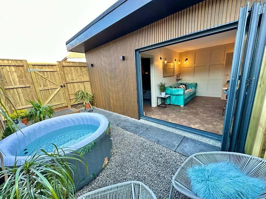 Fortescue Lodge Bournemouth 0*,