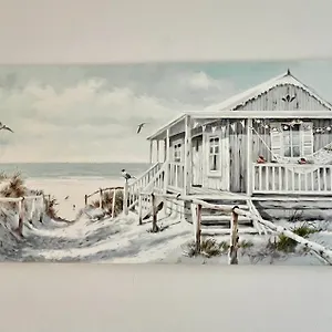  Holiday home The Coastal Escape